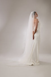 Gigi Sheath Veil