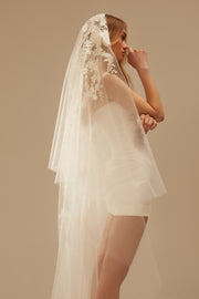Hepburn Sheath Veil